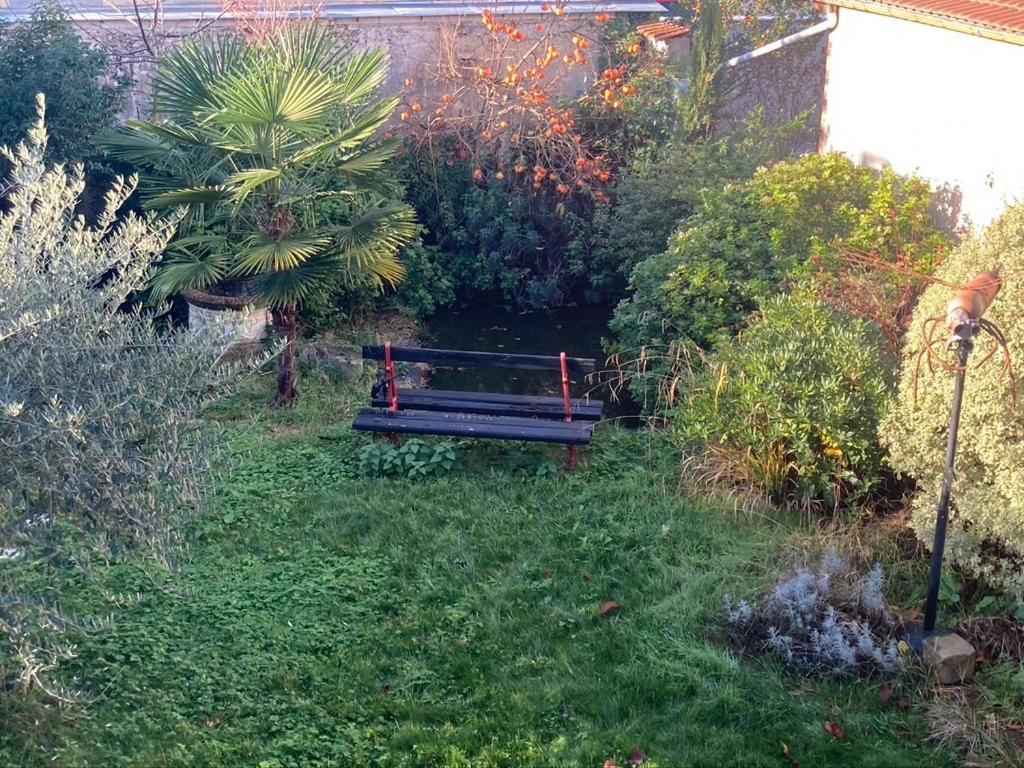 Charmant Studio Terrasse 25Min Aeroport Cdg Saint-Brice-sous-Foret Luaran gambar